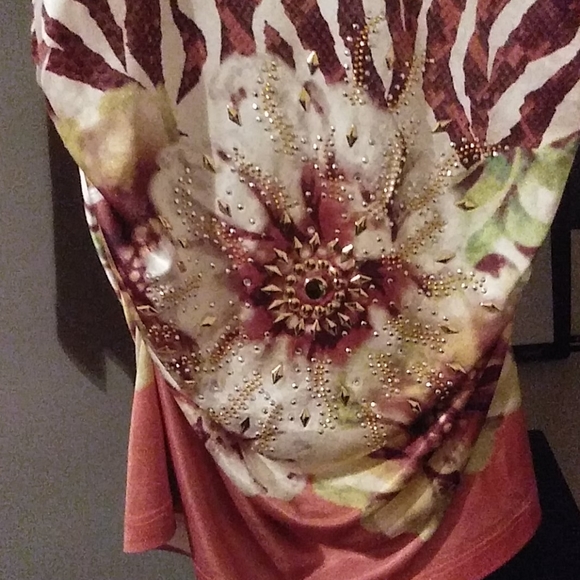 DONATING SOON! CACHE Blouse - Picture 2 of 5